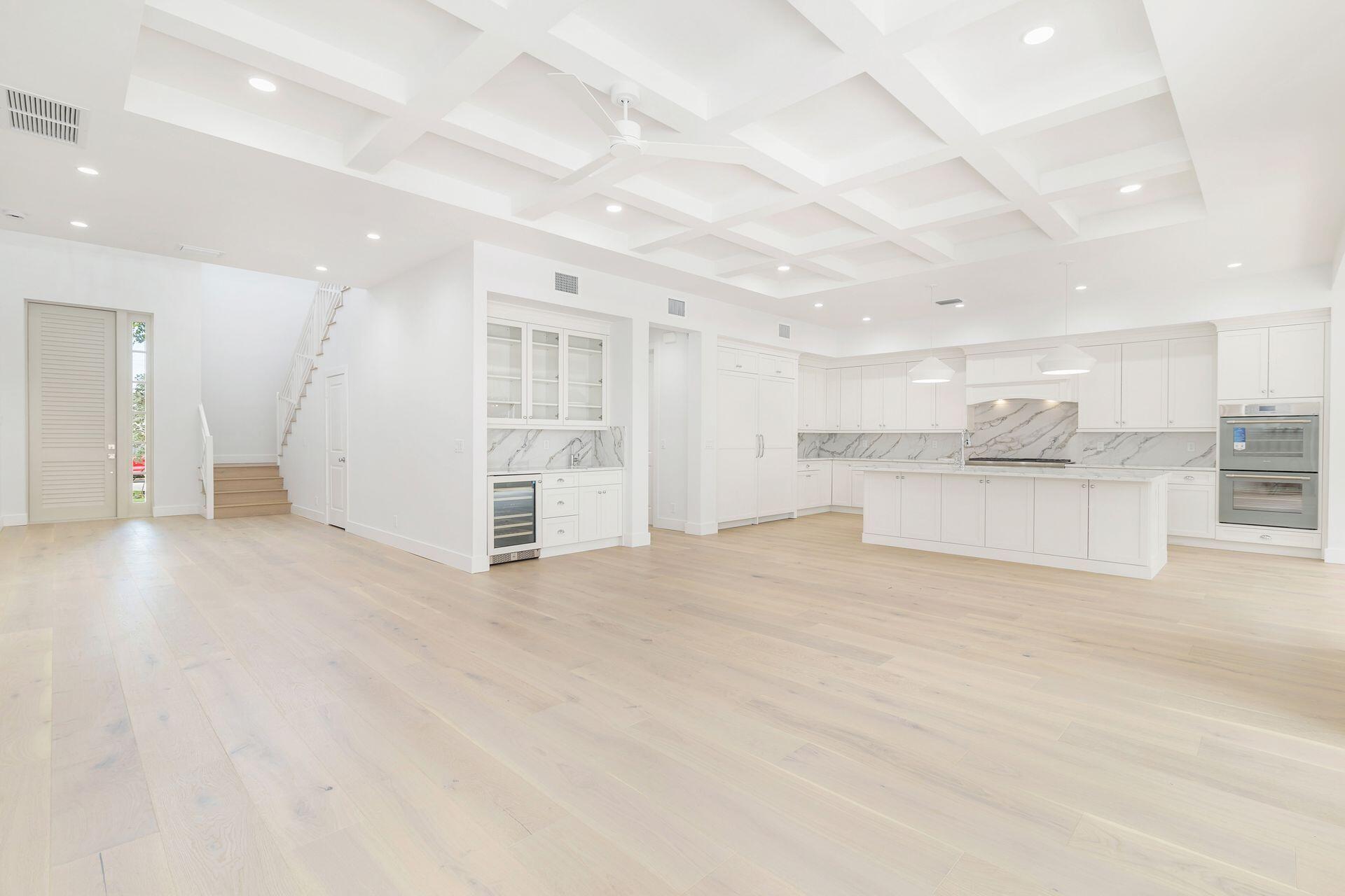 EDGEWATER - Residential