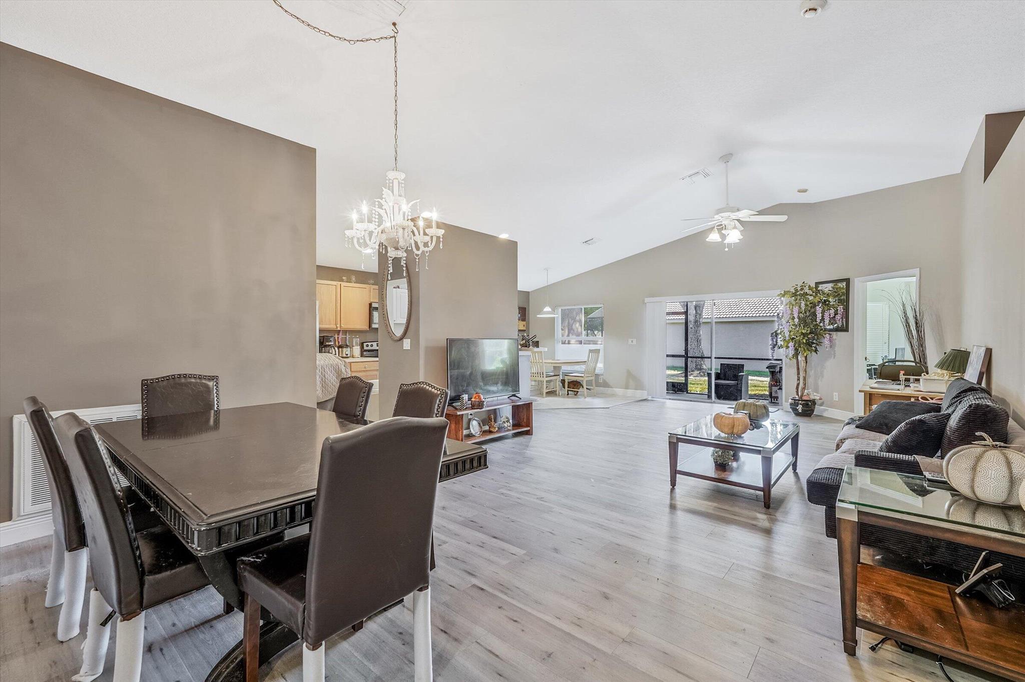 TUSCANY BAY - Residential