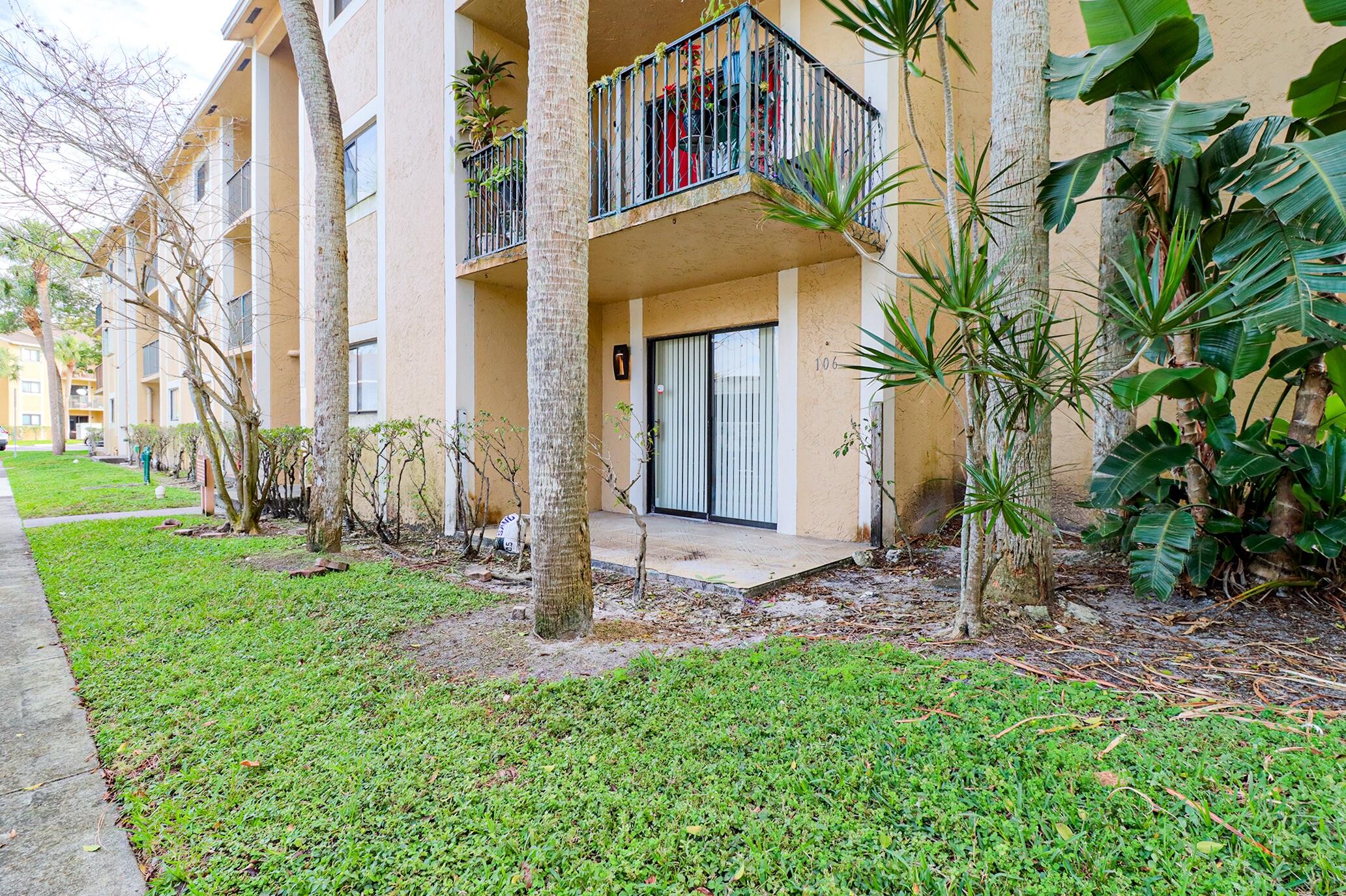 The Palms of Pembroke - Residential