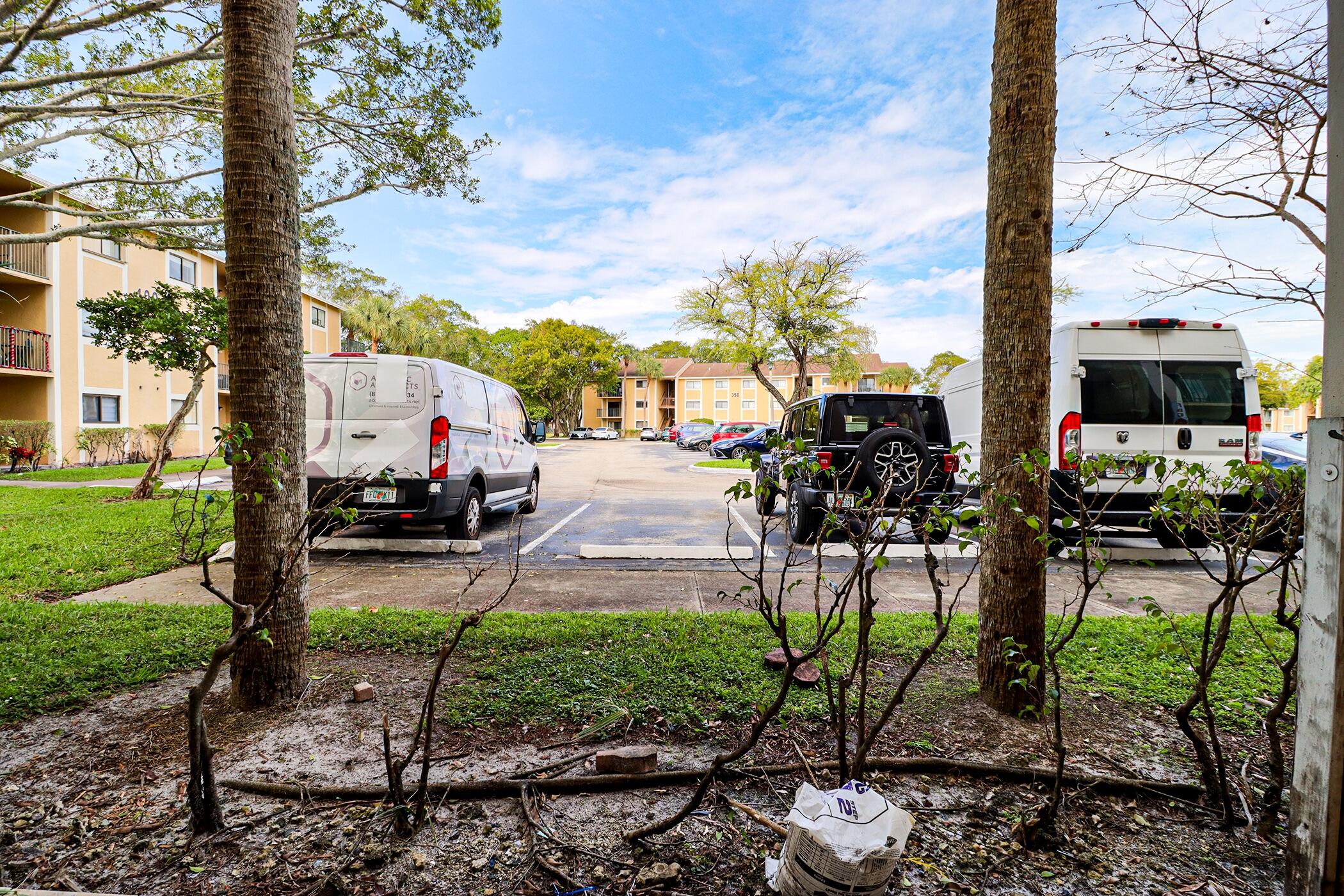 The Palms of Pembroke - Residential