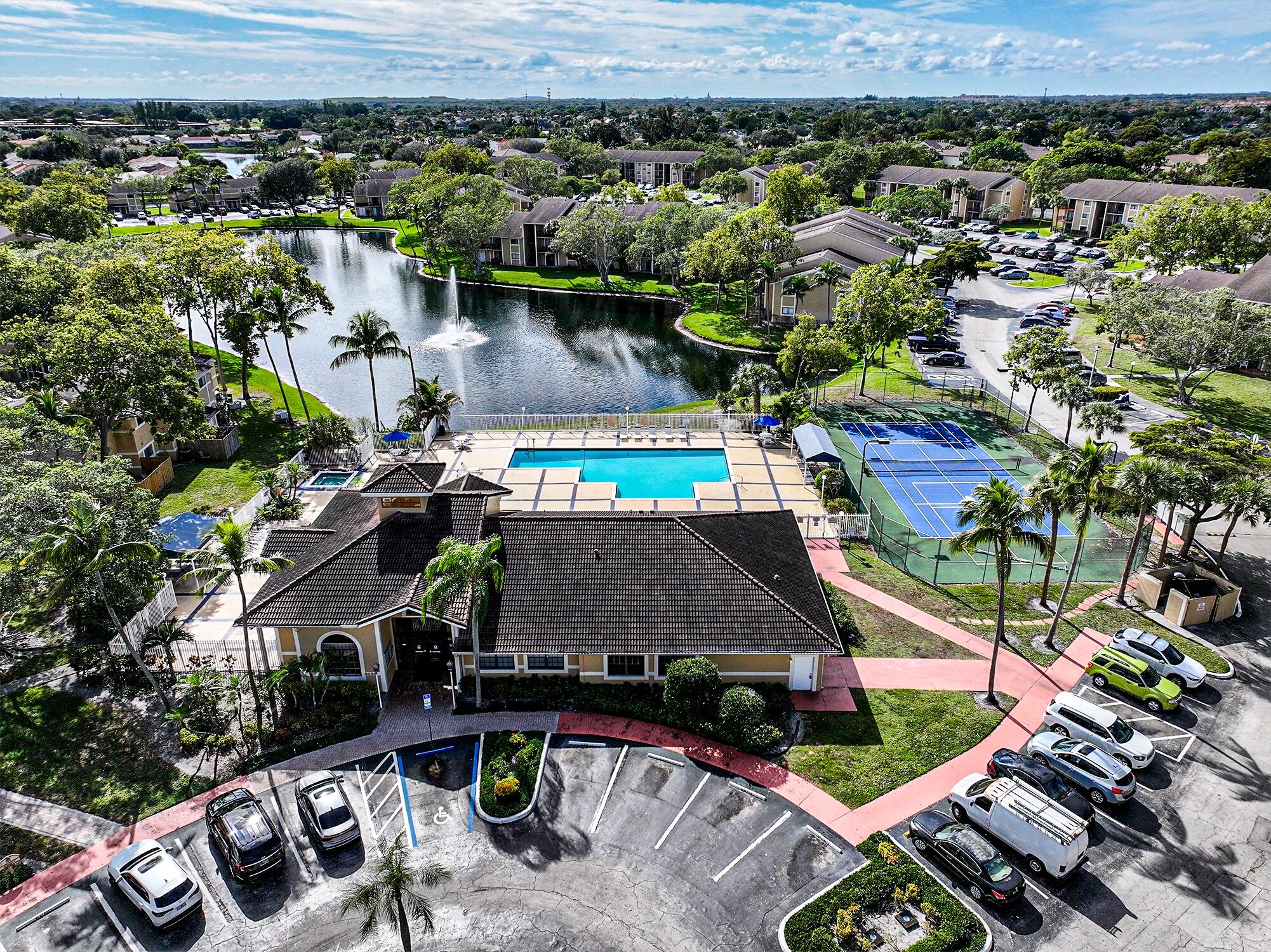 The Palms of Pembroke - Residential