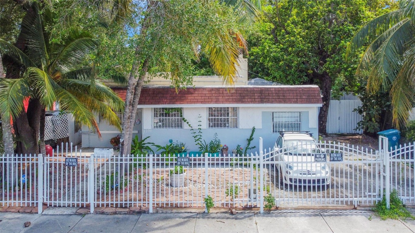 1236 NW 32nd Street
