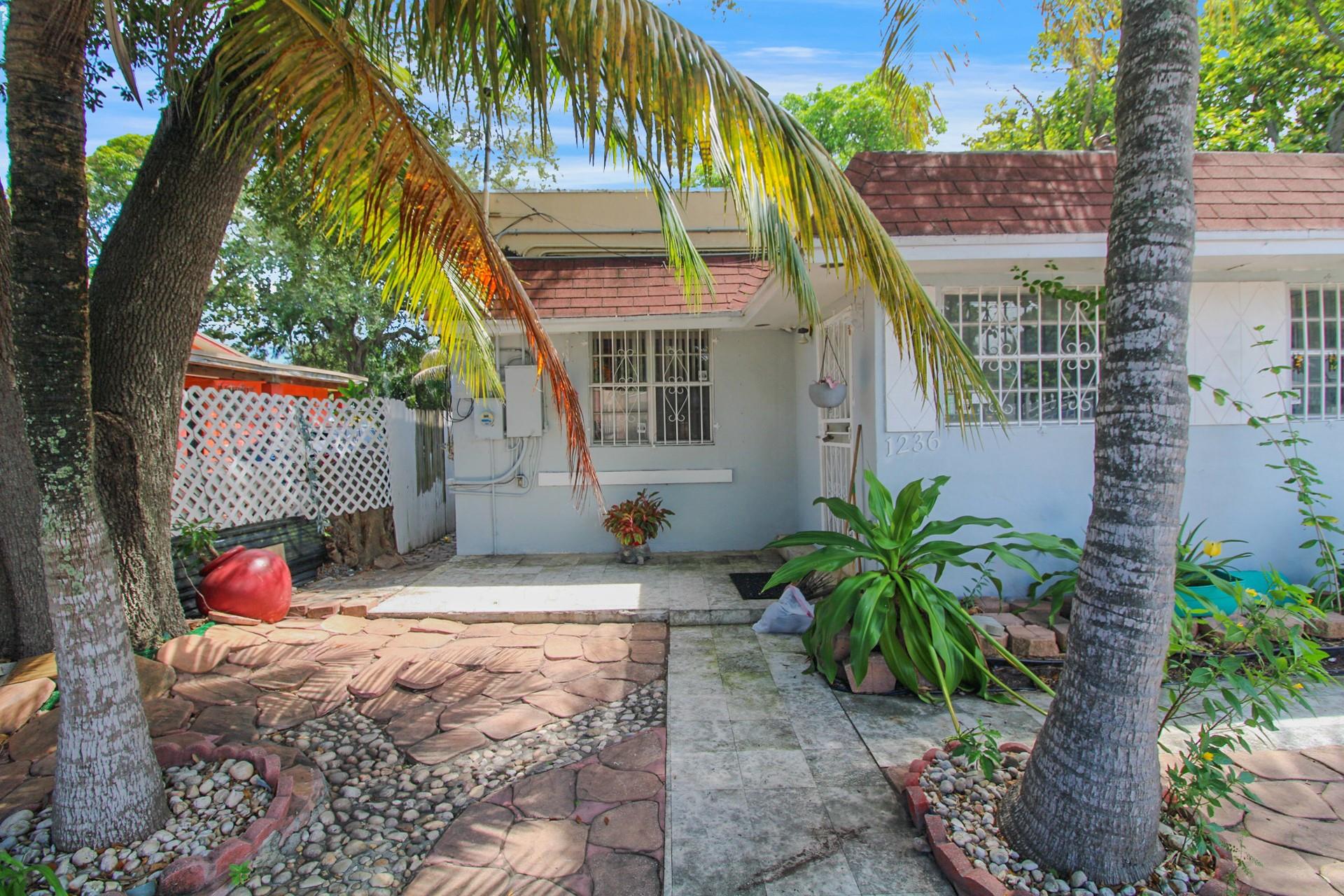 1236 NW 32nd St