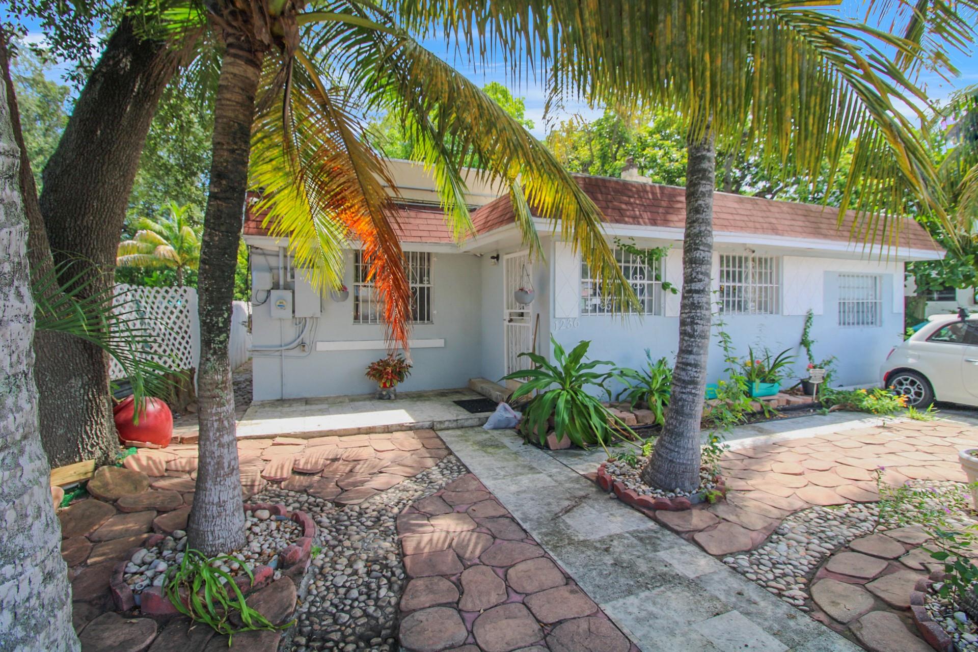 1236 NW 32nd St