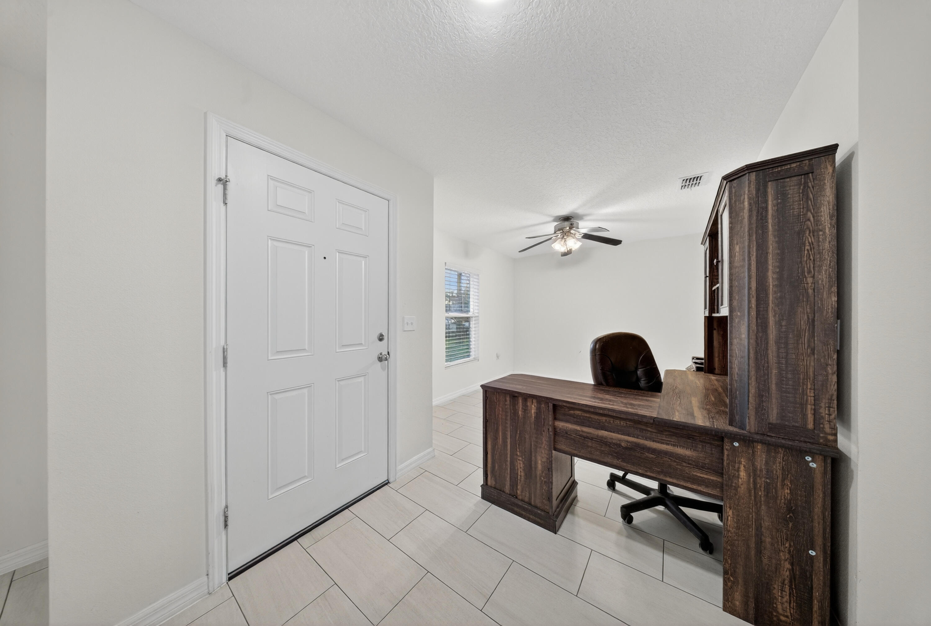 949 SW Fisherman Avenue