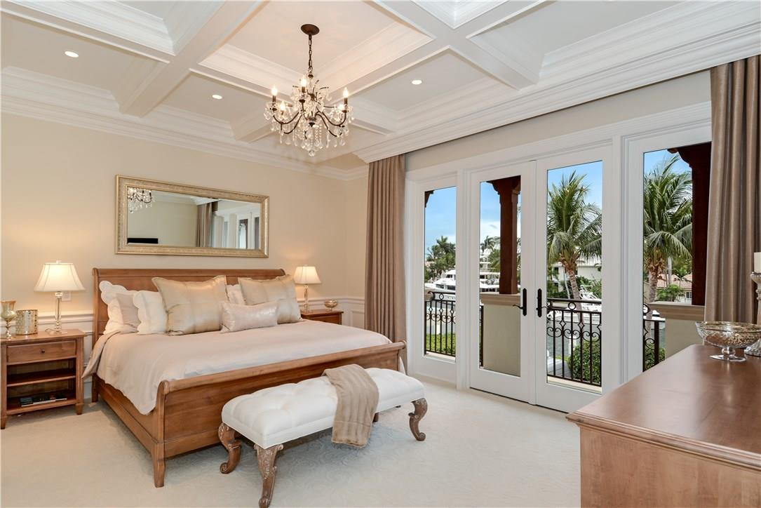 DEL LAGO ISLE - Residential