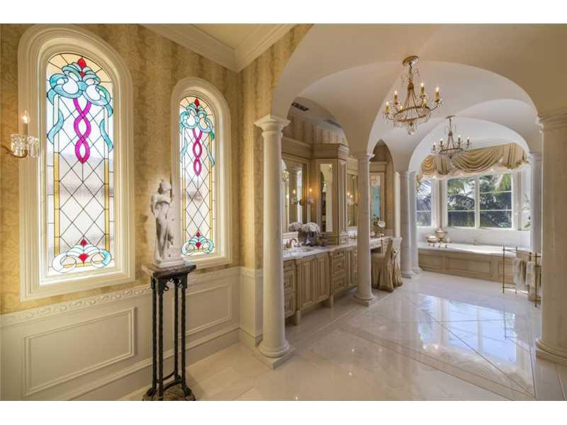 DEL LAGO ISLE - Residential