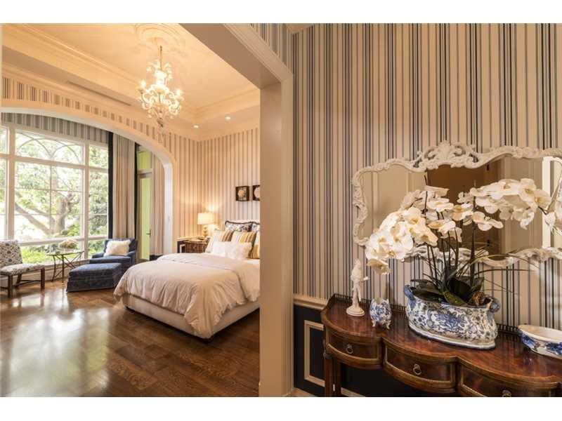 DEL LAGO ISLE - Residential