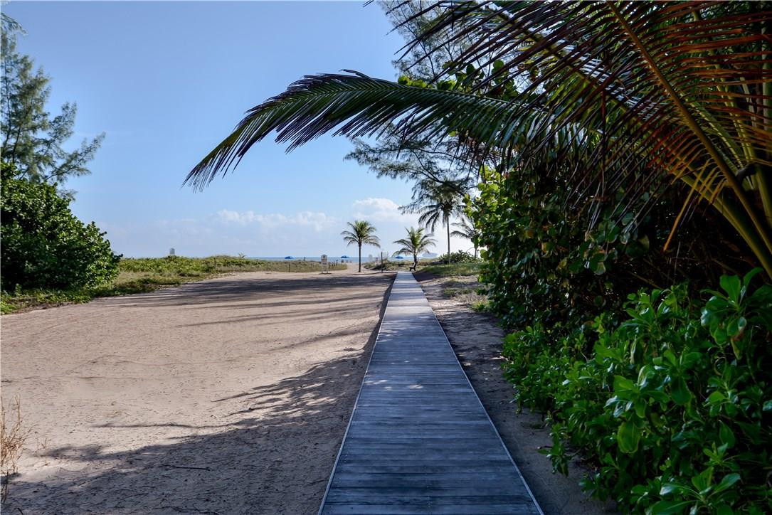 DEL LAGO ISLE - Residential