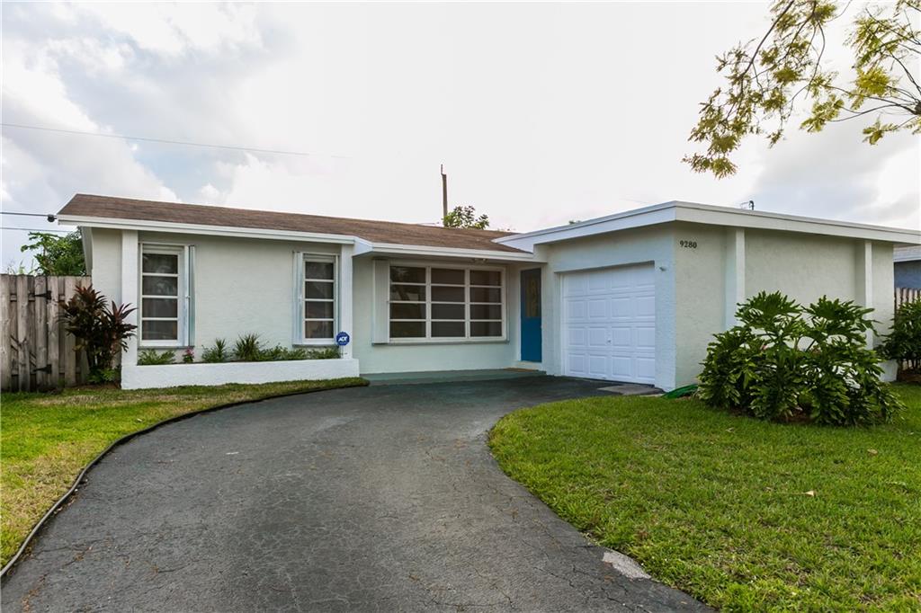 Sunrise Golf Village Sec - Residential