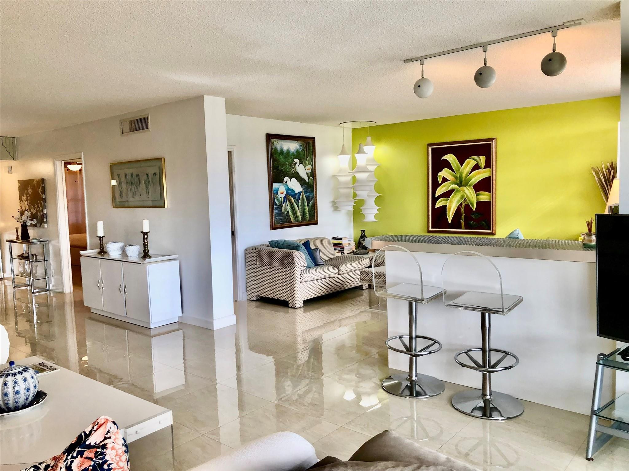 800 Cypress Grove Drive 204