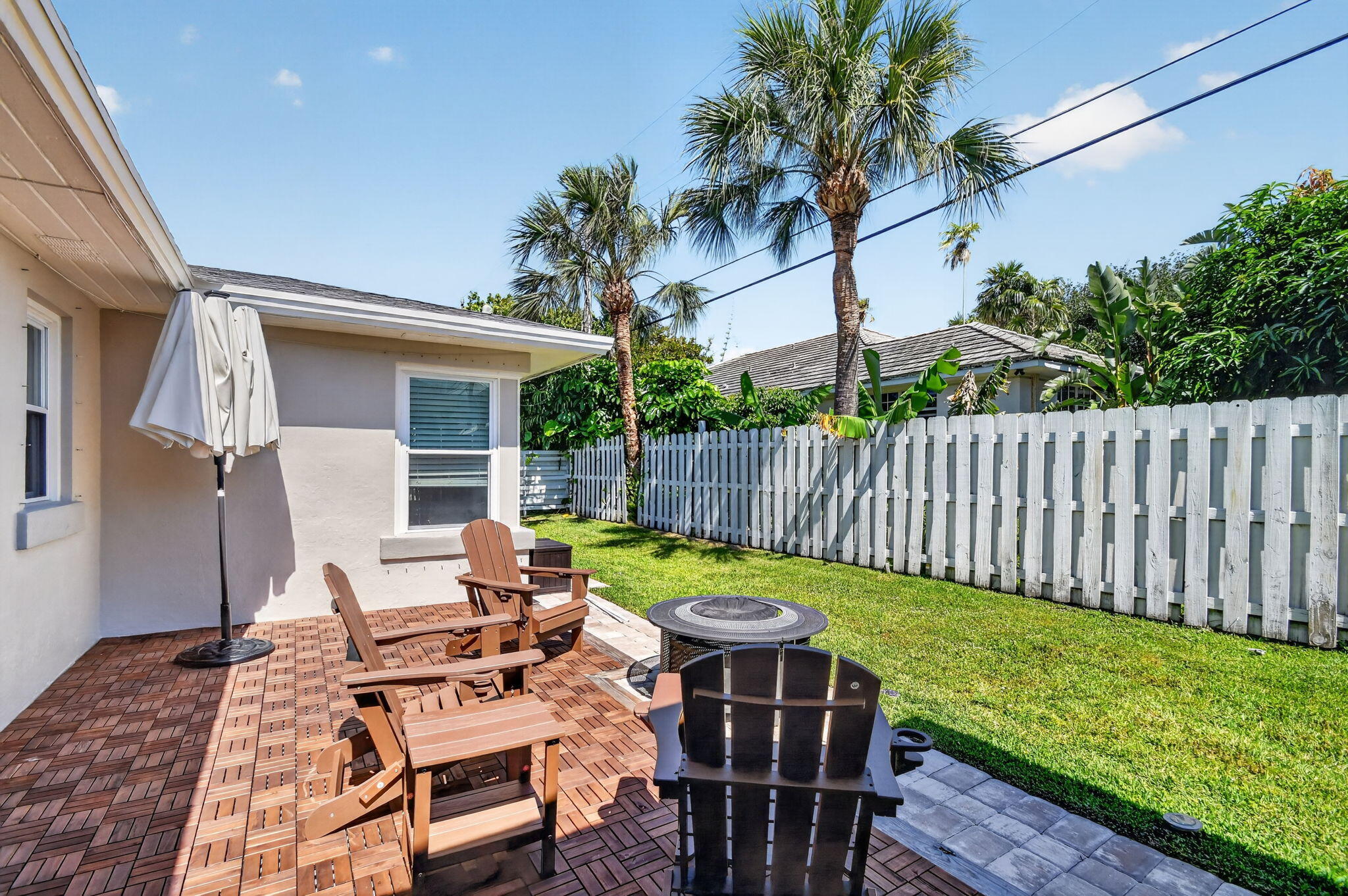 PALM BEACH SHORE ACRES - Residential Lease