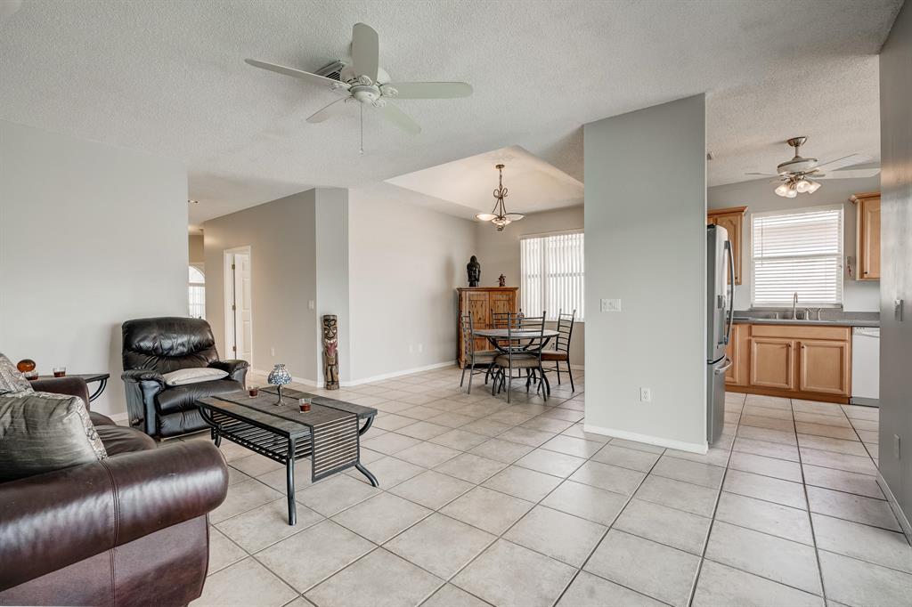 MADISON LAKES - Residential