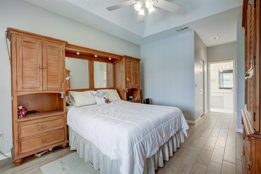 MADISON LAKES - Residential