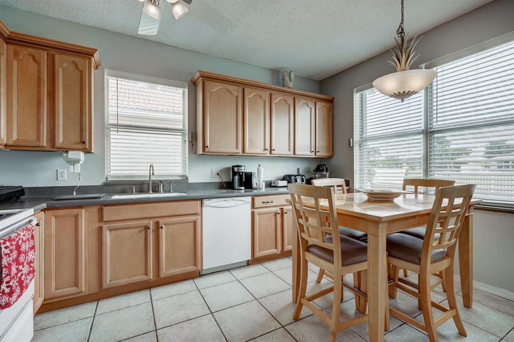 MADISON LAKES - Residential