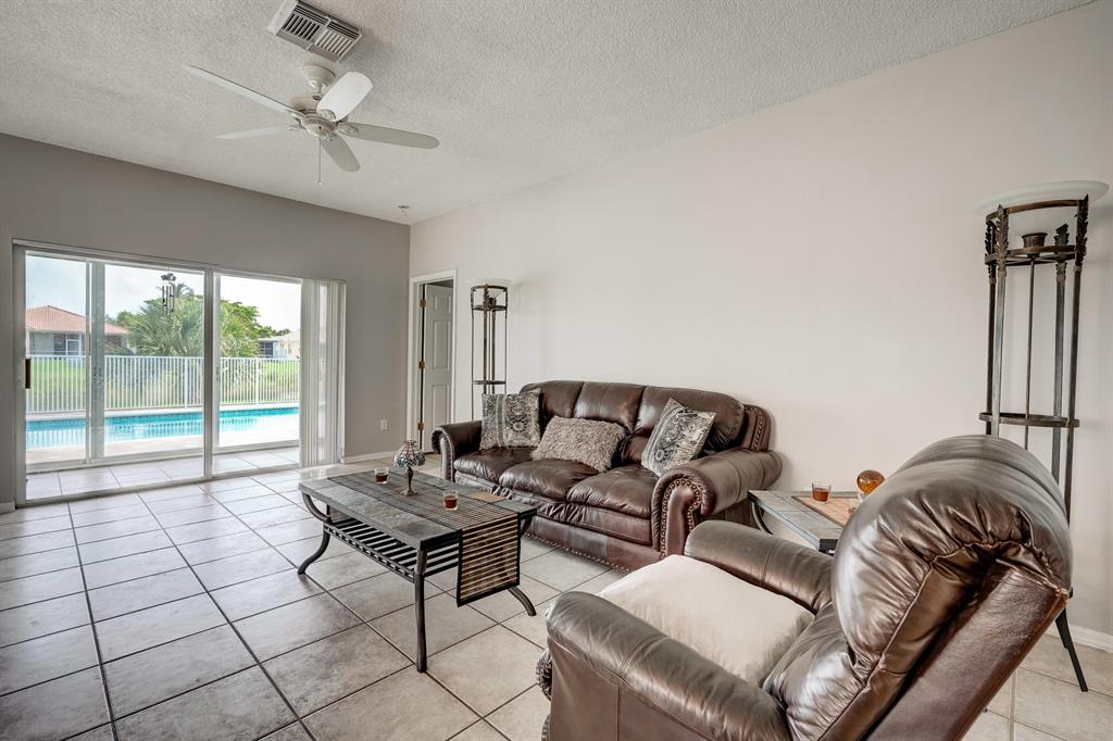 MADISON LAKES - Residential