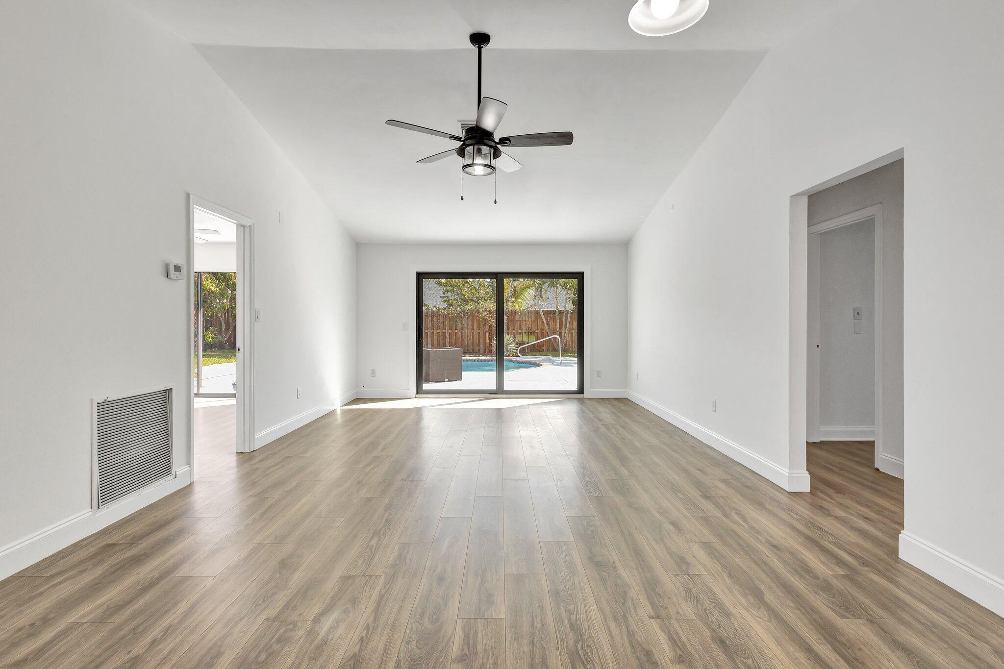 WOODSIDE 2 - Residential Lease