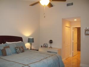 LEXINGTON CLUB VILLAS CON - Residential