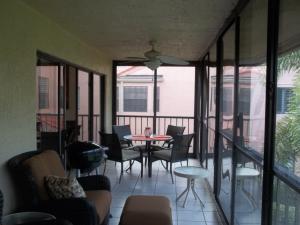 LEXINGTON CLUB VILLAS CON - Residential