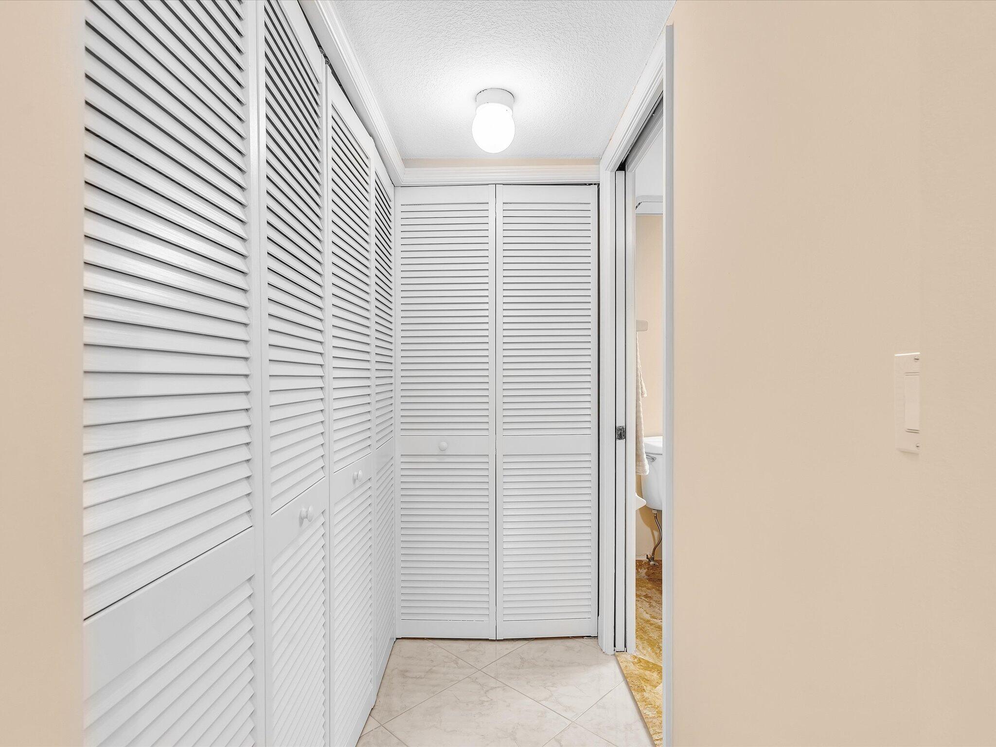 BEACH HOUSE VILLAGE CONDO - Residential Lease