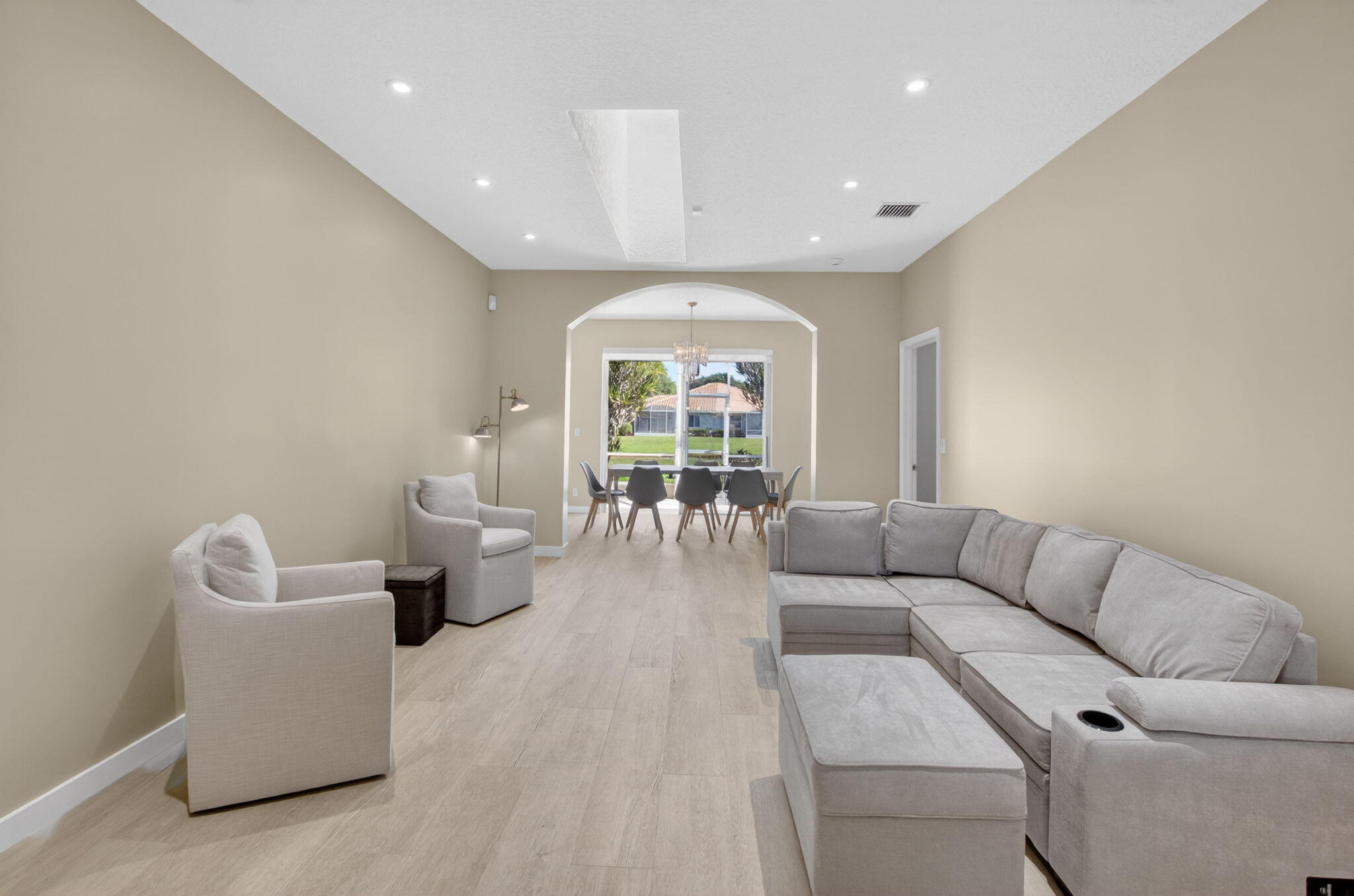MAJESTIC ISLES 2 - Residential