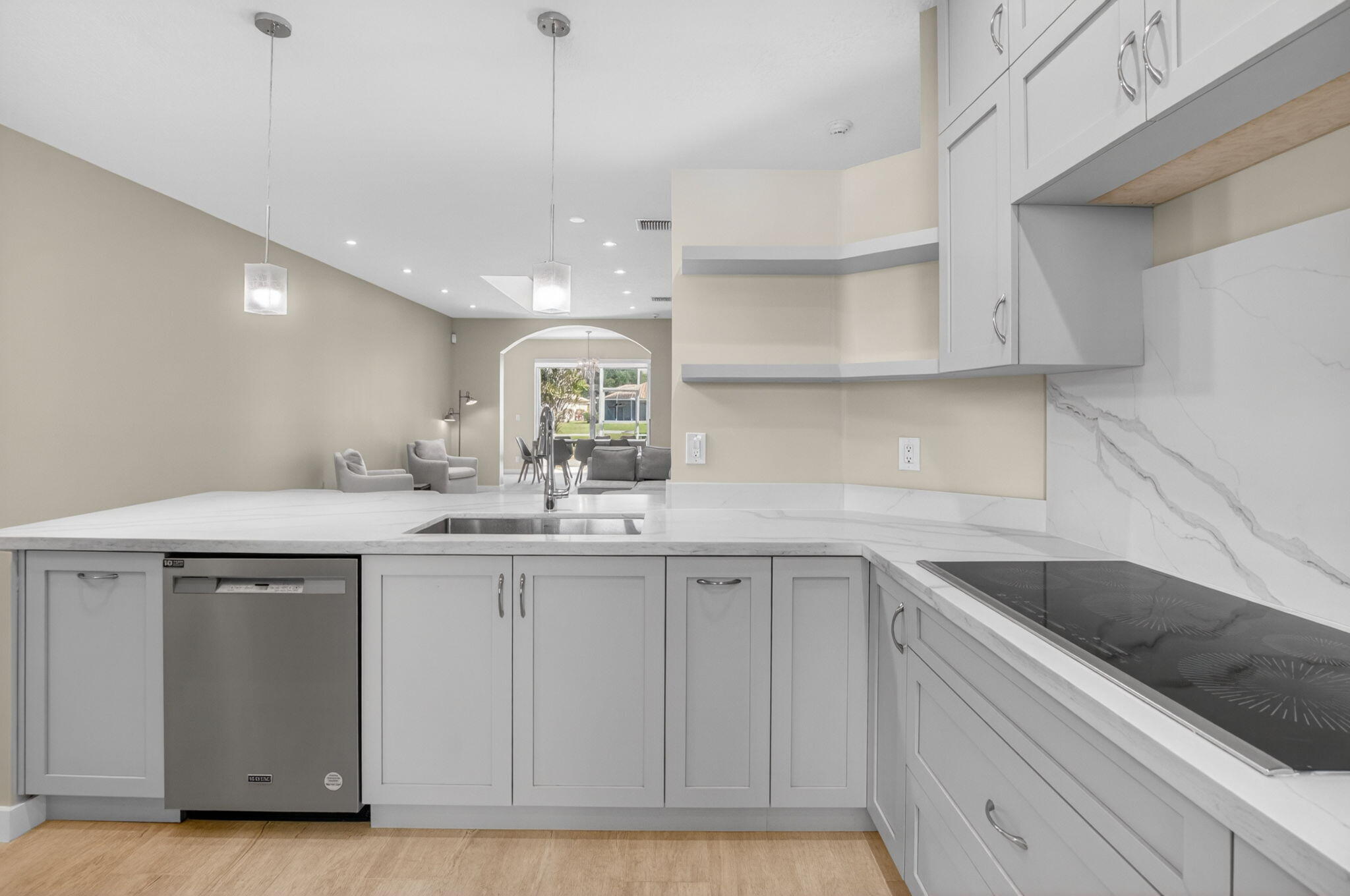 MAJESTIC ISLES 2 - Residential