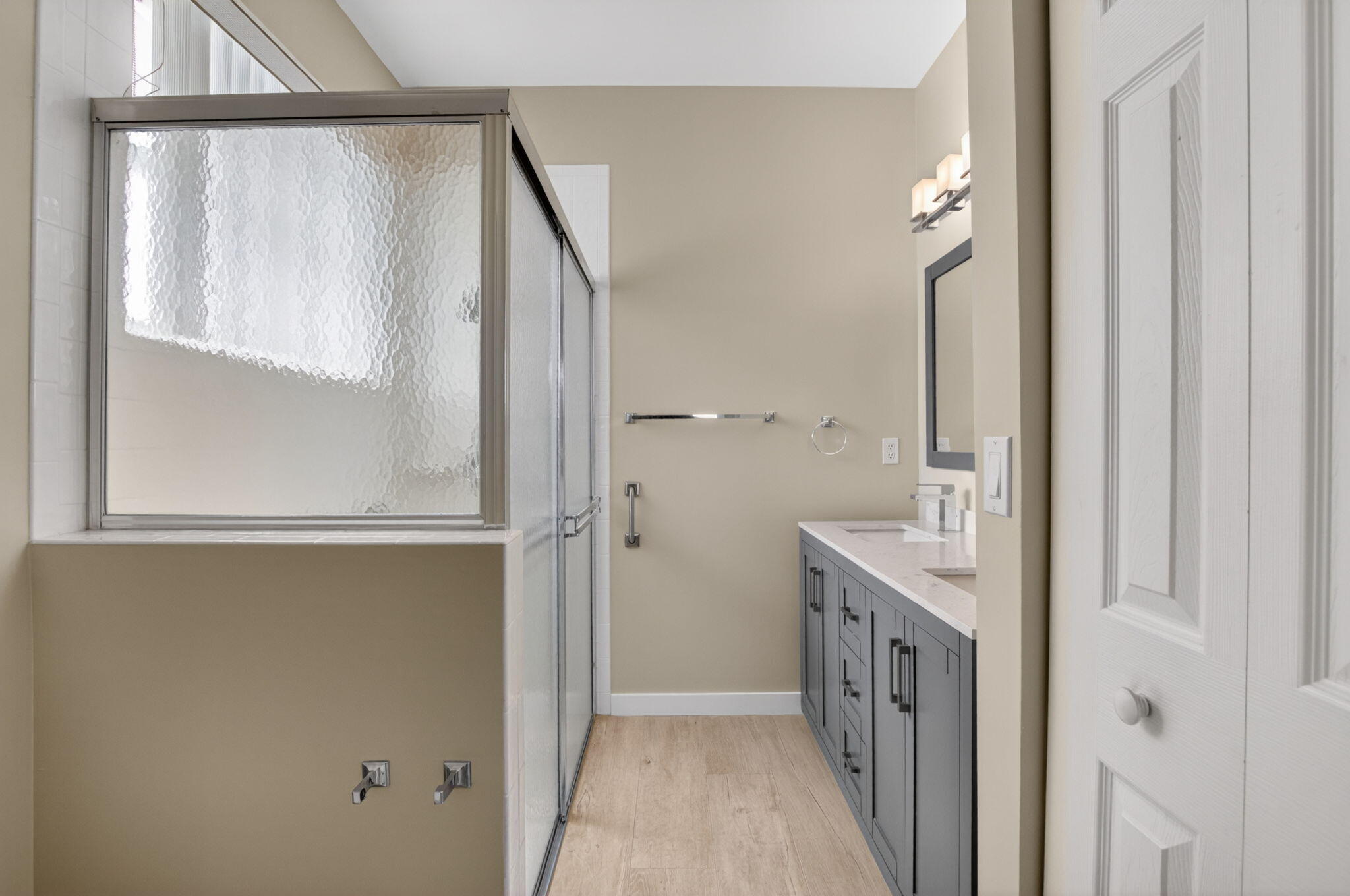 MAJESTIC ISLES 2 - Residential