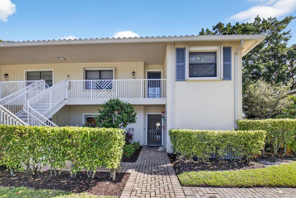 Photo of 3 Westgate Lane #C, Boynton Beach, FL 33436 (MLS # R11136198)