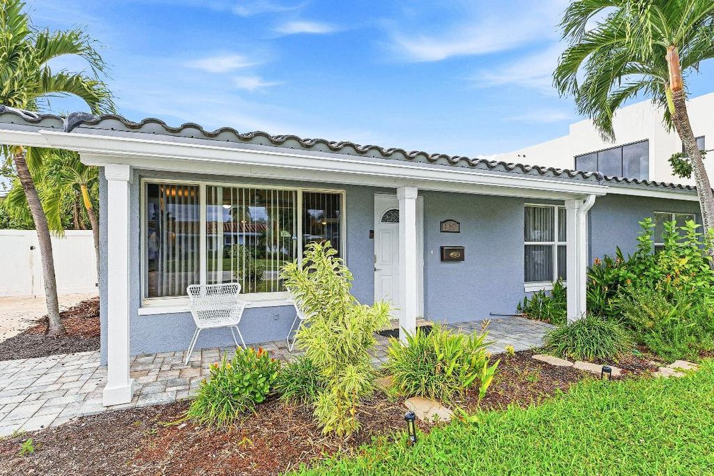 Photo of 971 SW 12th Street, Boca Raton, FL 33486 (MLS # R11157110)