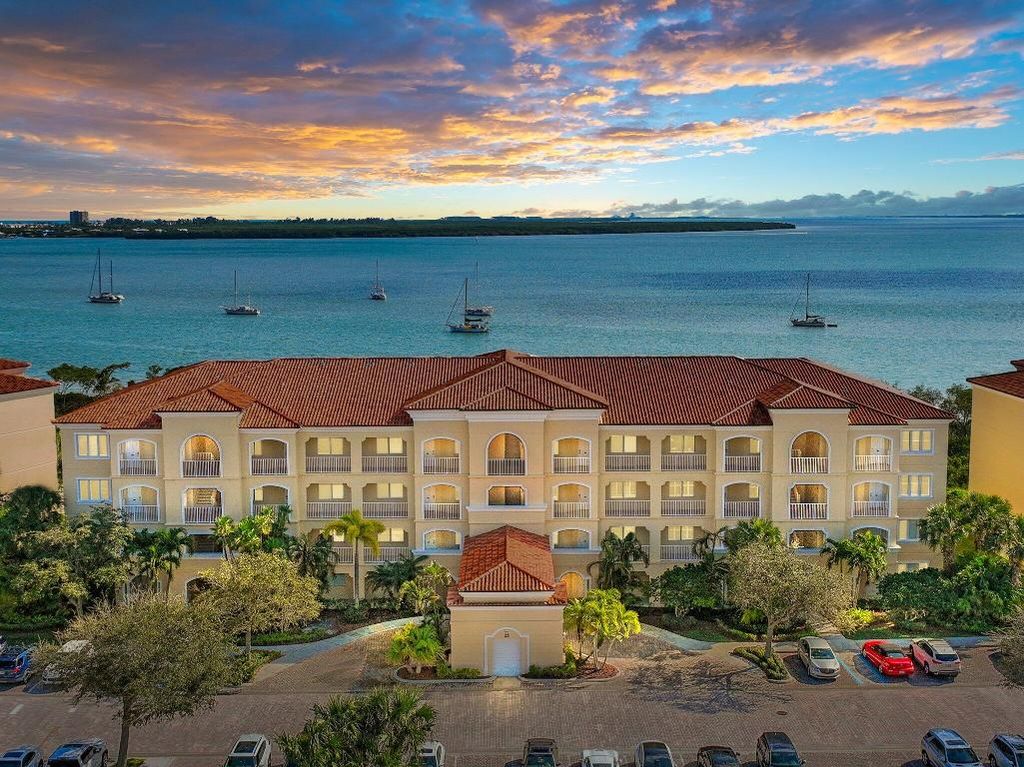 Photo of 25 Harbour Isle Drive W #305, Fort Pierce, FL 34949 (MLS # R11057967)