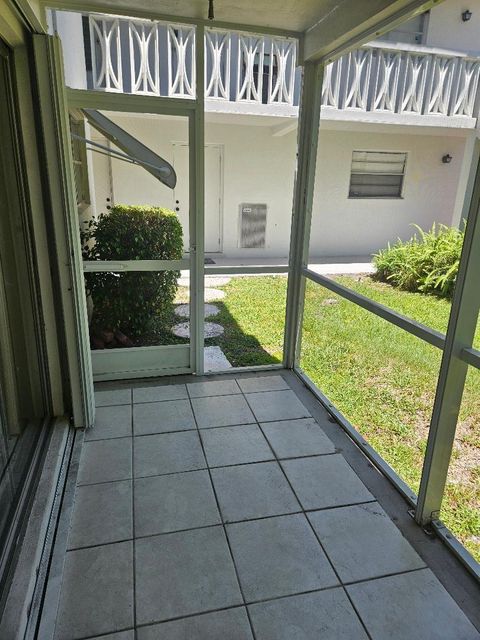 Condominium in Deerfield Beach FL 899 2nd Ave Ave 10.jpg