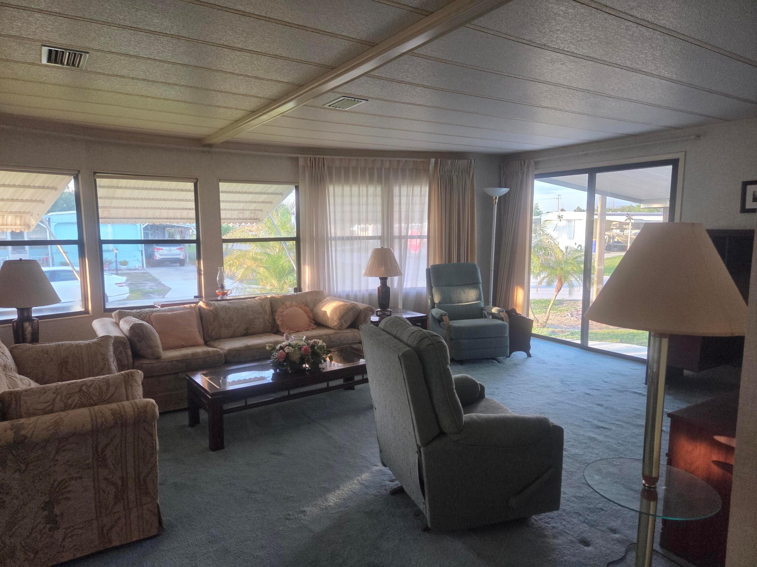 RIDGEWAY - Residential