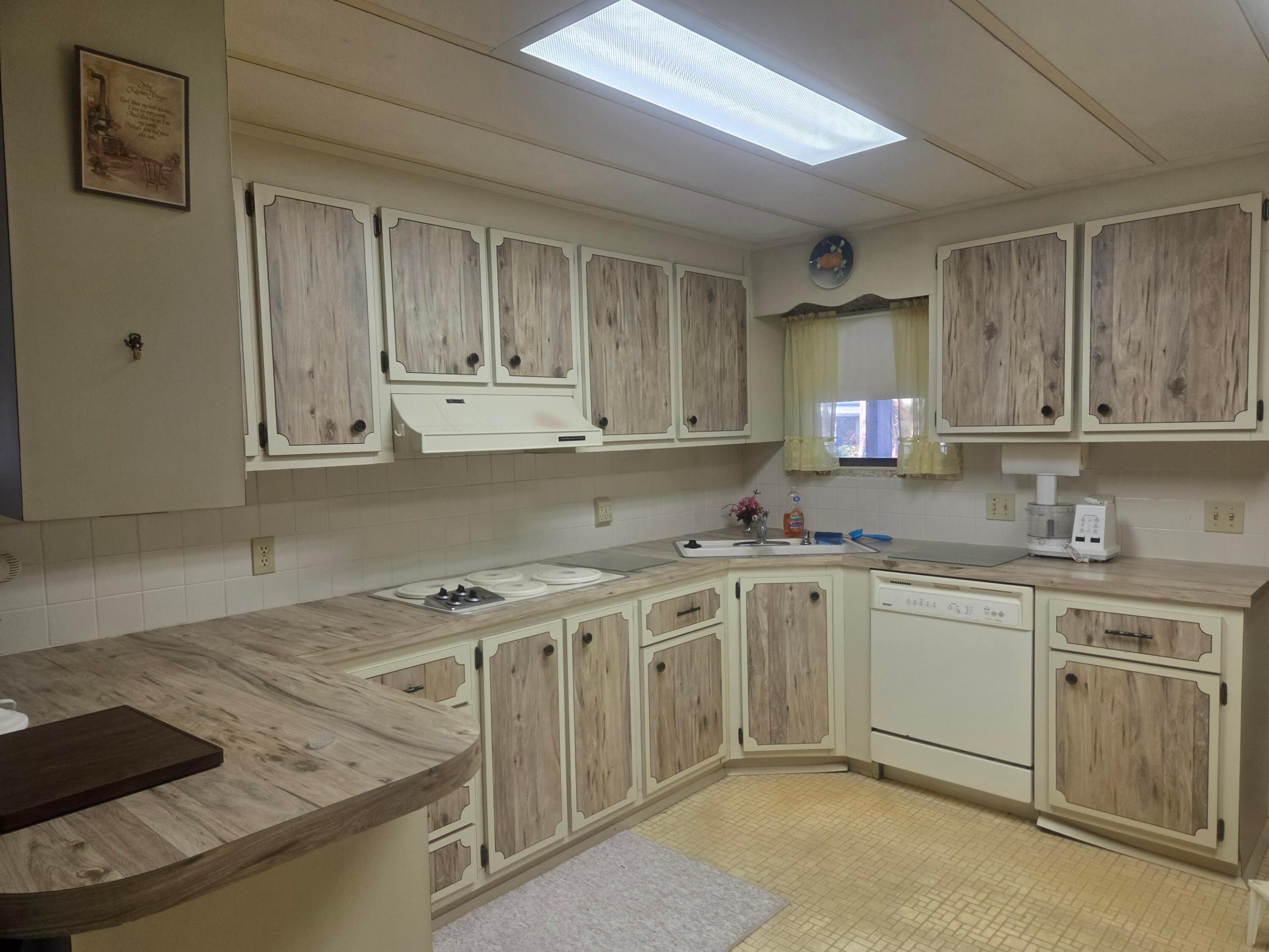 RIDGEWAY - Residential