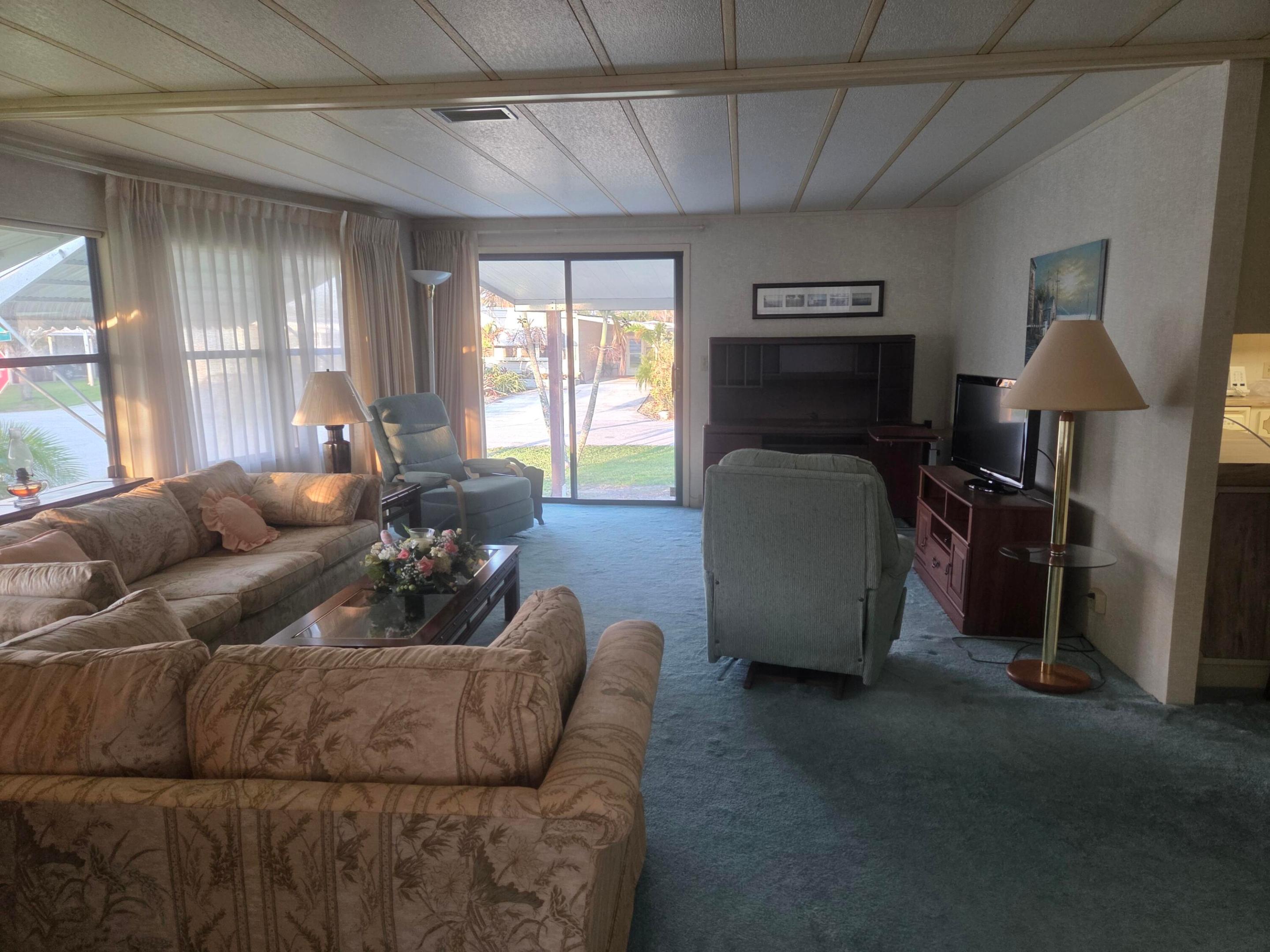 RIDGEWAY - Residential