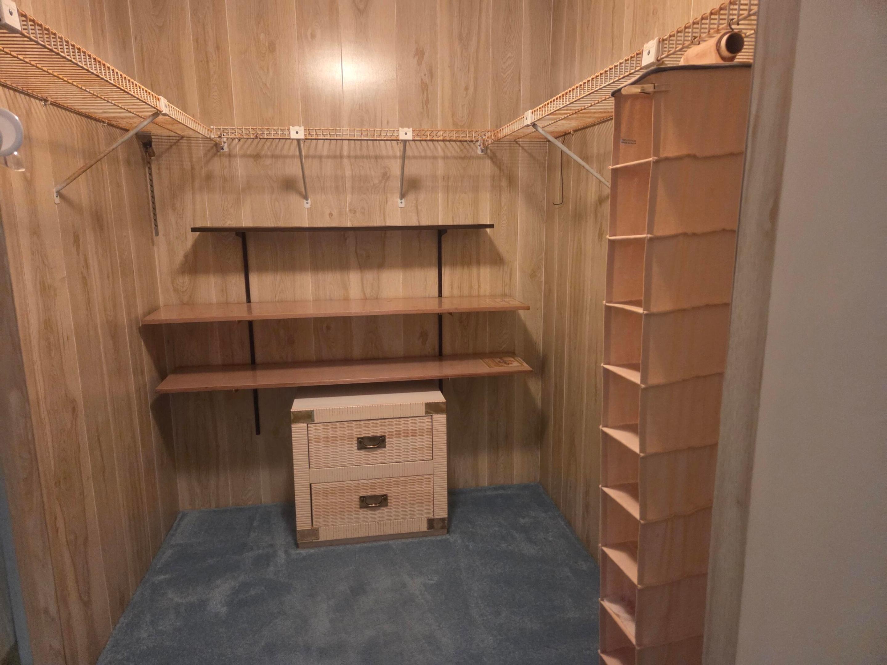 RIDGEWAY - Residential