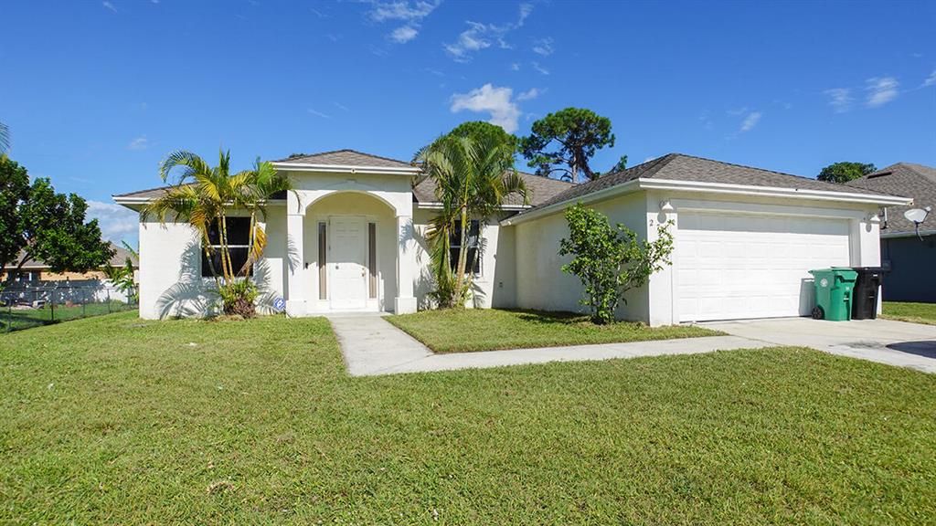 Photo of 279 SW Moselle Avenue, Port St Lucie, FL 34984 (MLS # R10846135)