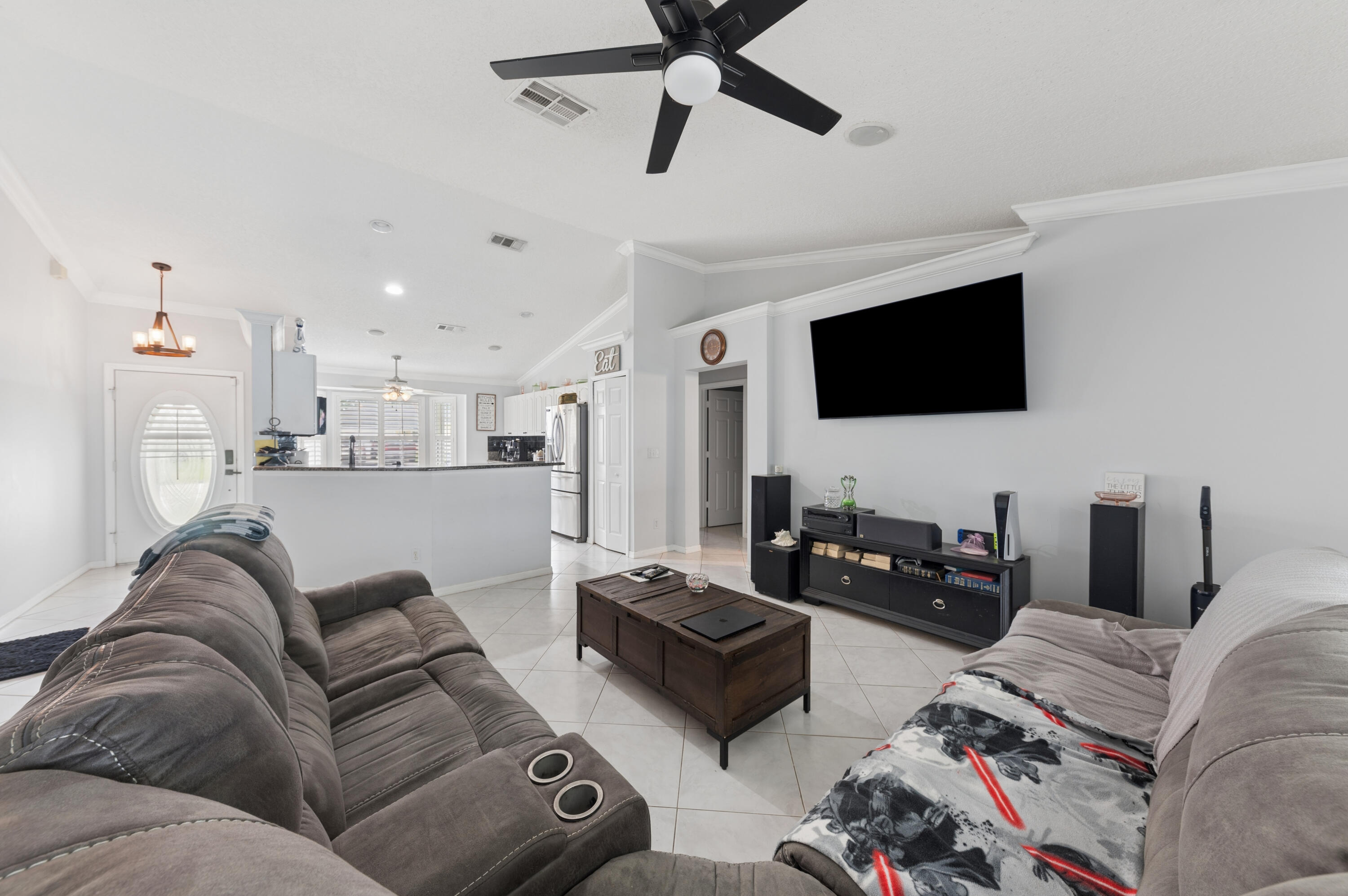 5317 NW South Lanett Circle