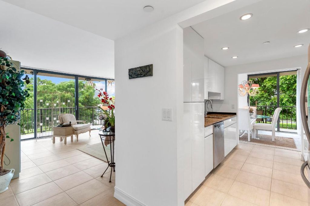 Photo of 859 Jeffery Street #401, Boca Raton, FL 33487 (MLS # R11105288)