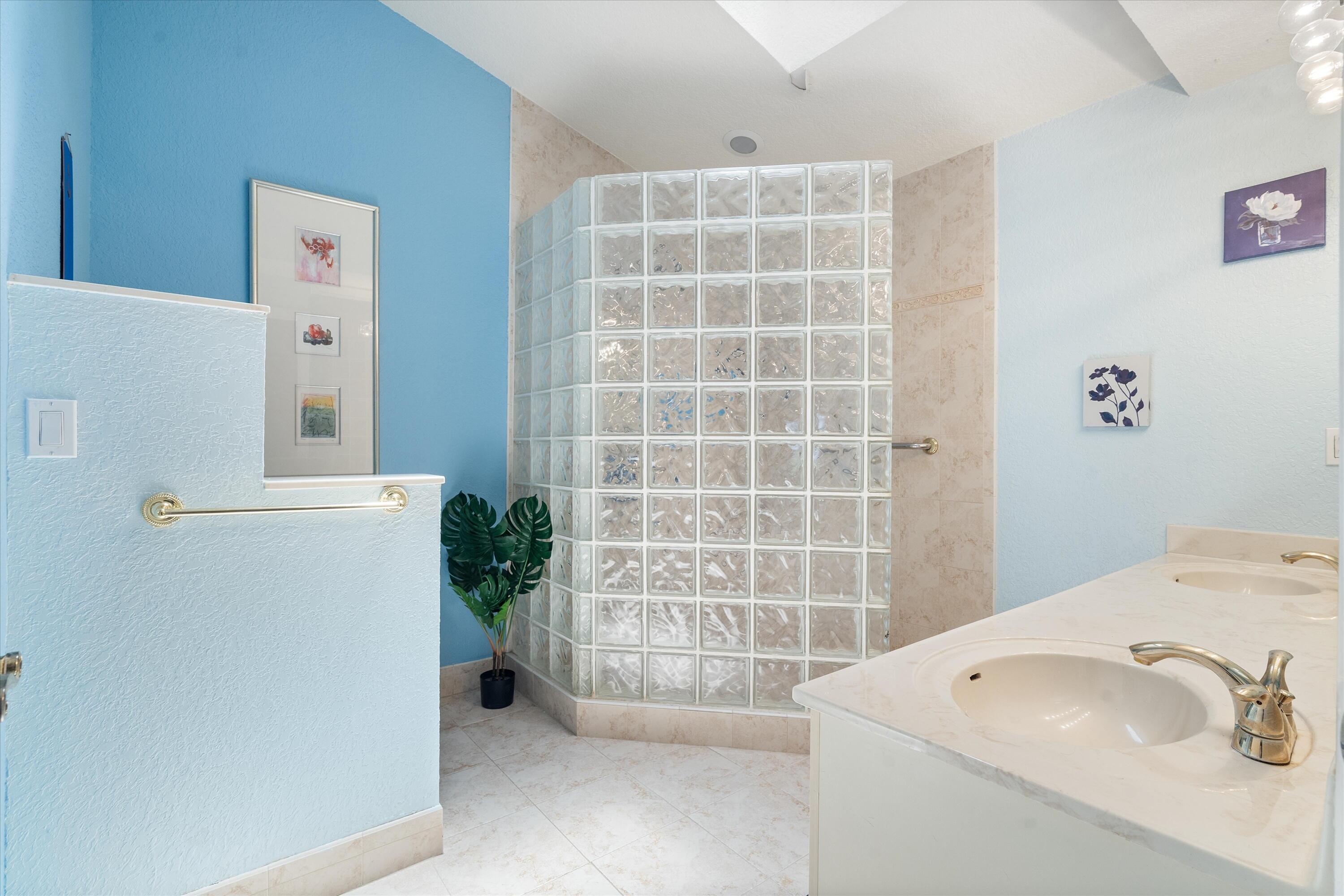 BRIGHTON LAKES - Residential