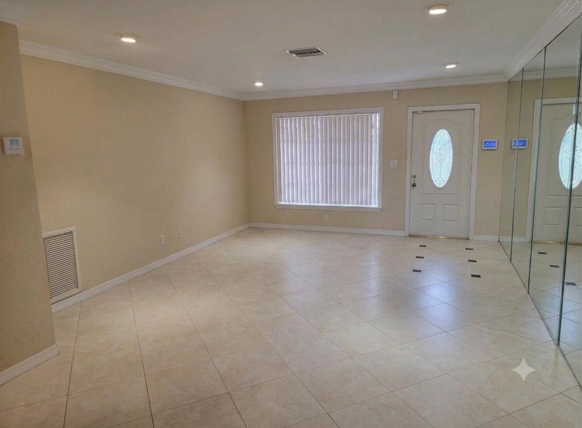 3464 Tyringham Drive