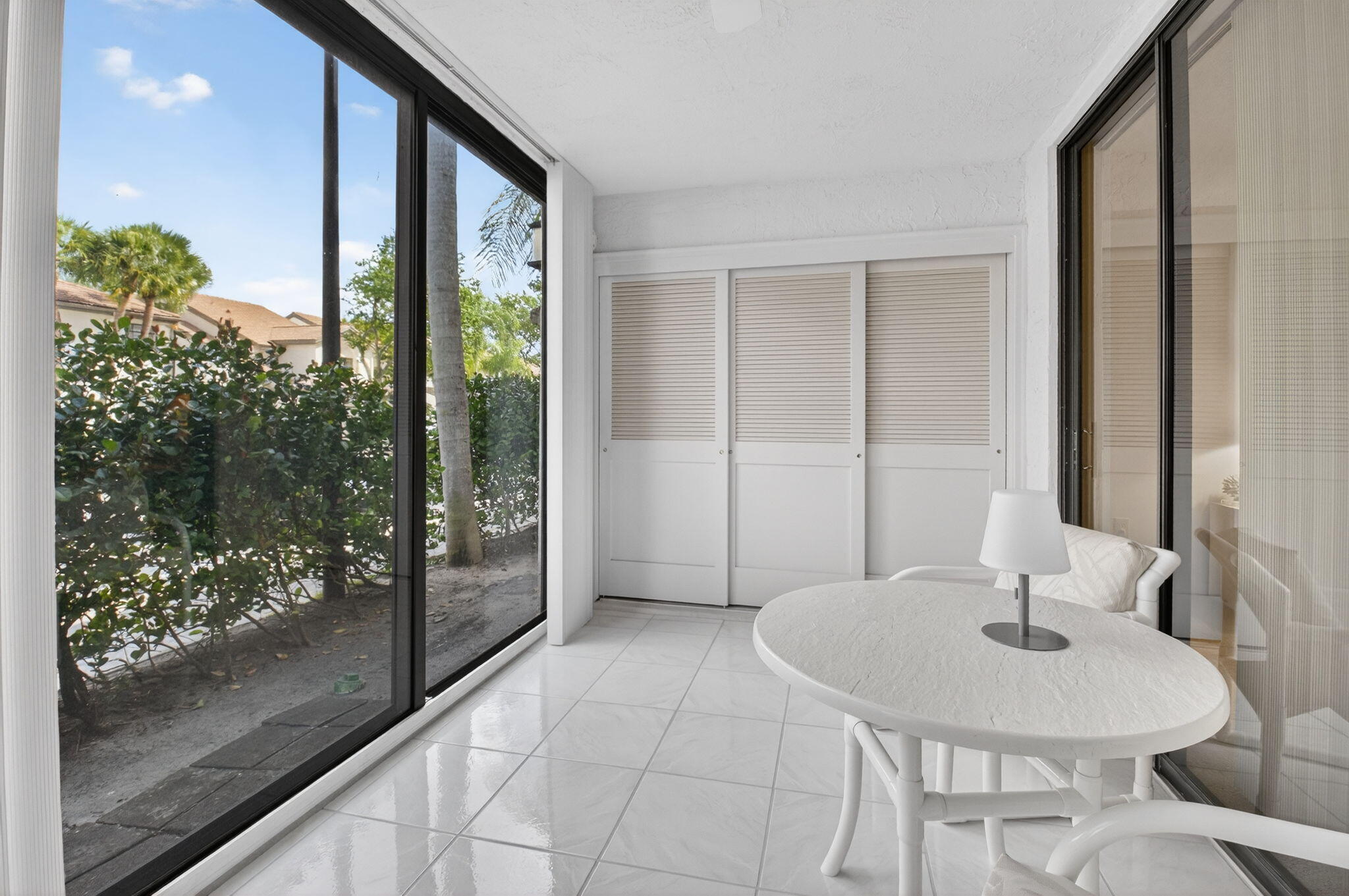 PLATINA / CARRARA VILLAGE CONDO - Residential