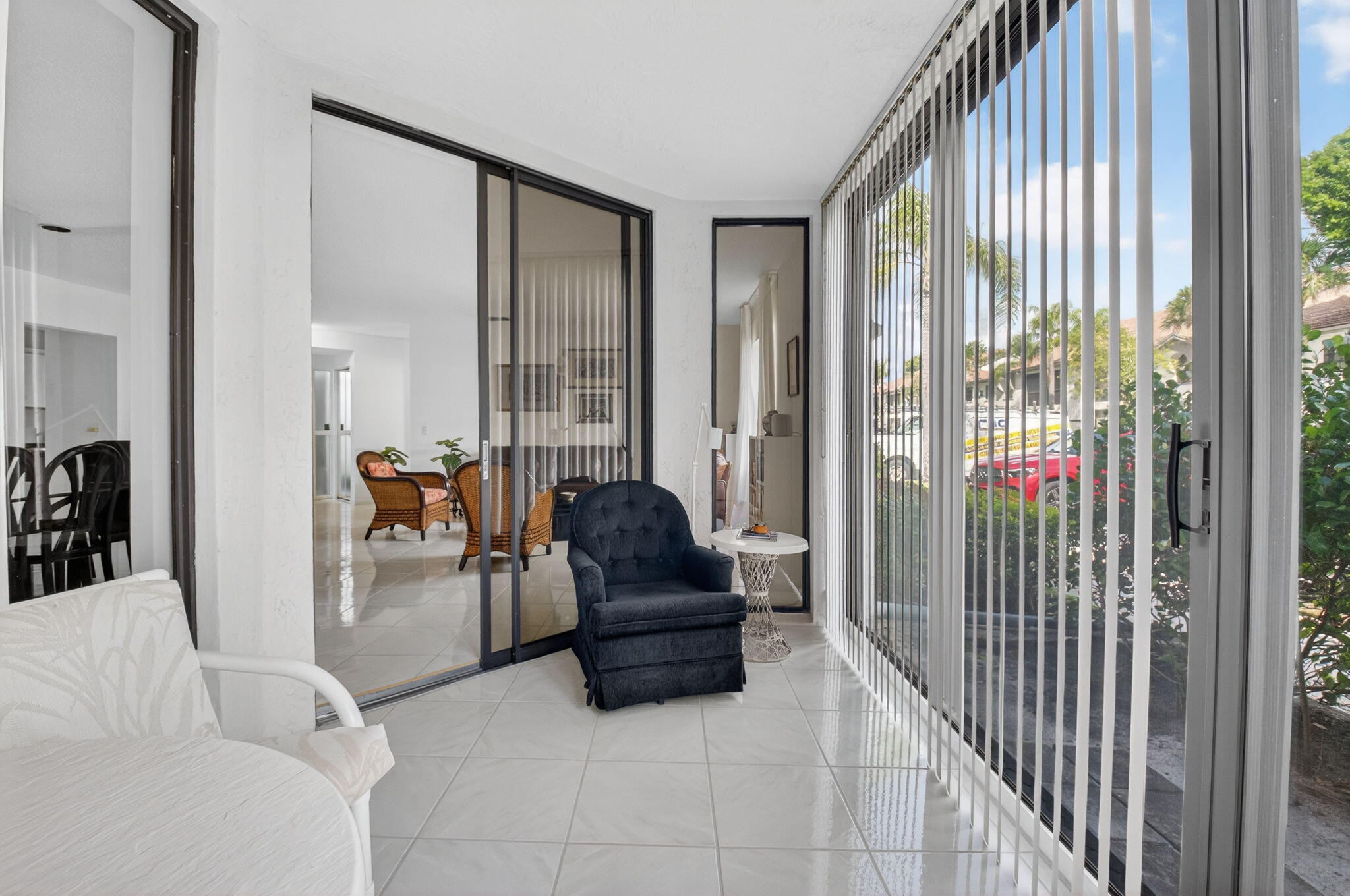 PLATINA / CARRARA VILLAGE CONDO - Residential