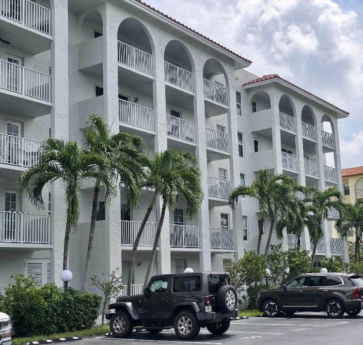 1111 S Ocean Boulevard E 315