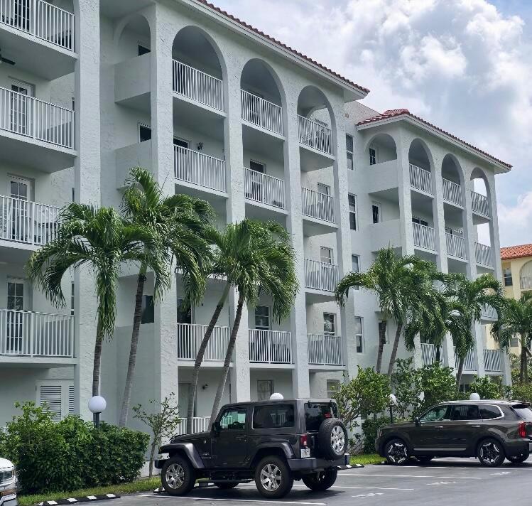 1111 S Ocean Boulevard E 315