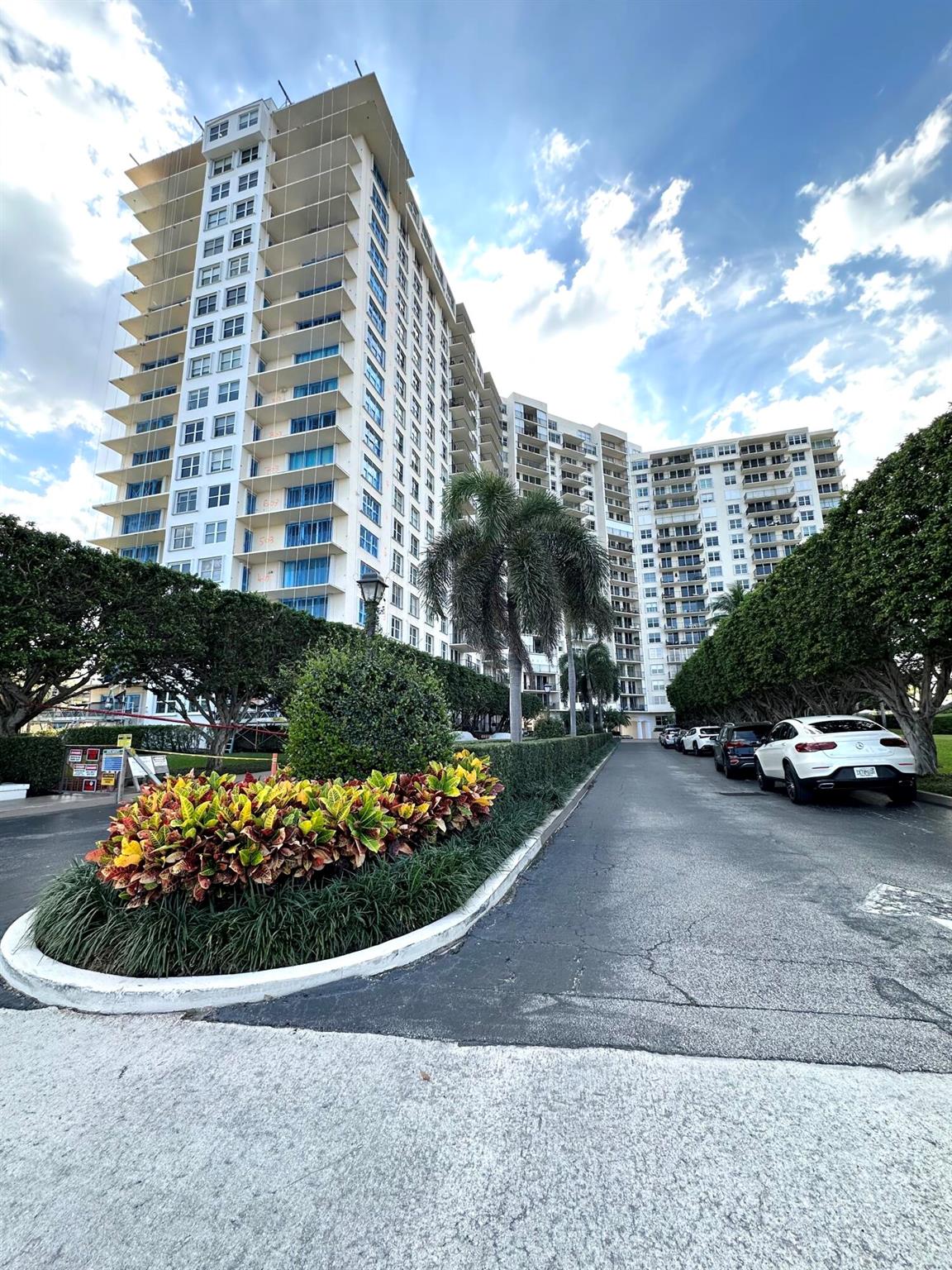 1801 S Flagler Drive 211
