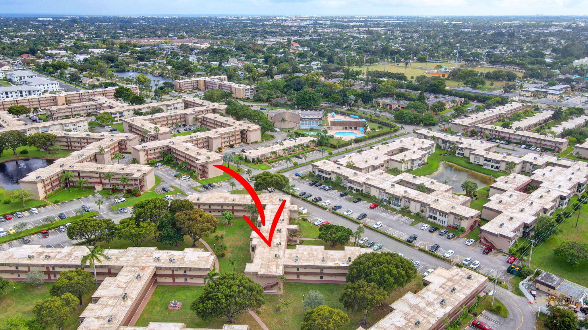 LAKESIDE VILLAGE CONDO 6 - Residential Lease