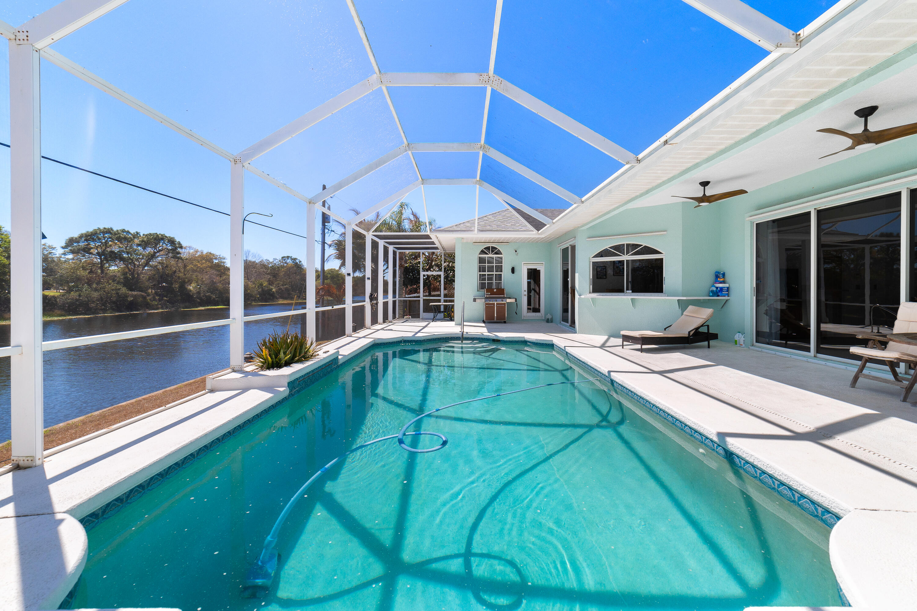 SEBASTIAN HIGHLANDS UNIT 4 - Residential