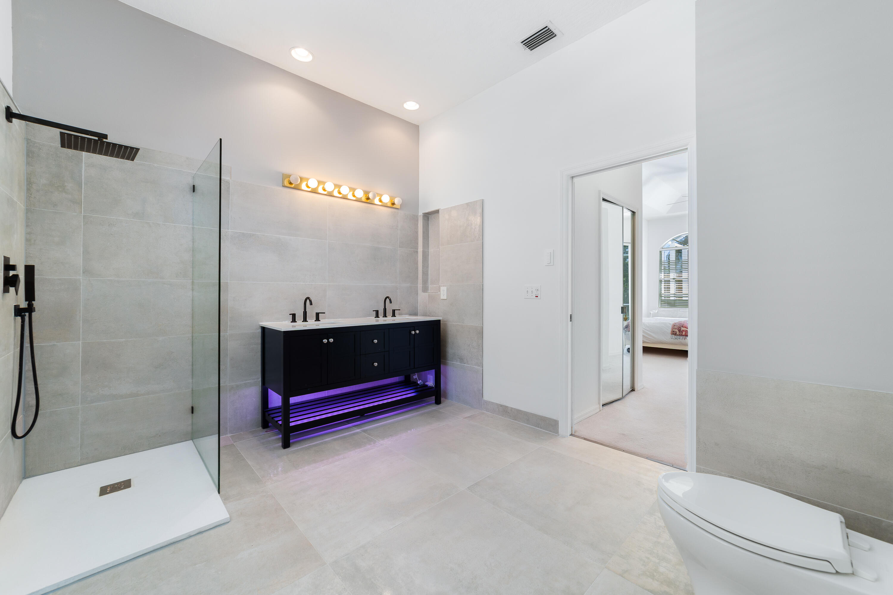 SEBASTIAN HIGHLANDS UNIT 4 - Residential