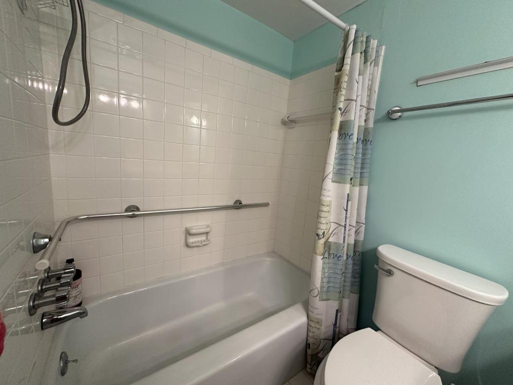 HIGH POINT WEST CONDO - Residential Lease