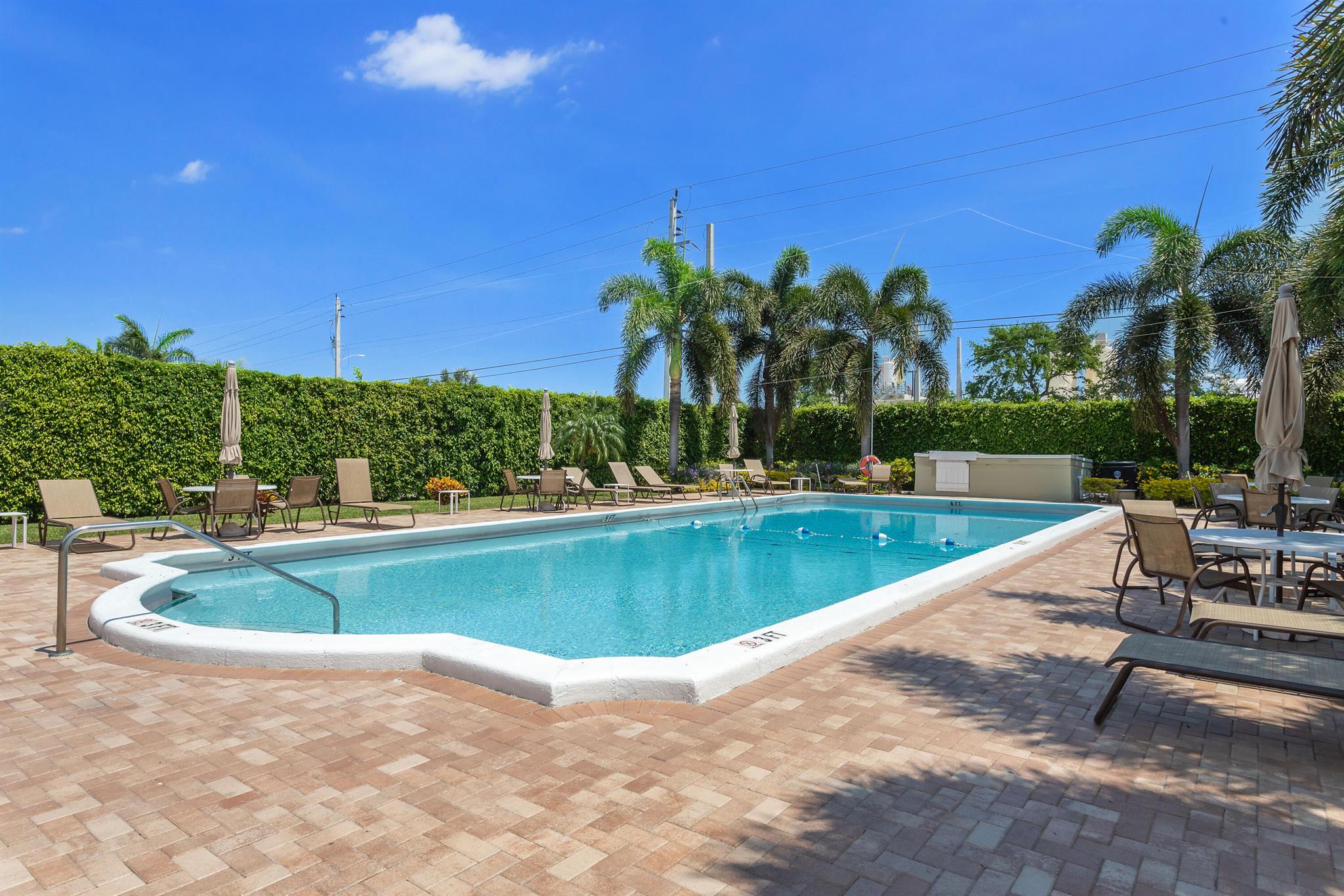 HIGH POINT WEST CONDO - Residential Lease